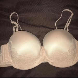 Victoria Secret sans bretelless DOUBLE!  Size 36 D
